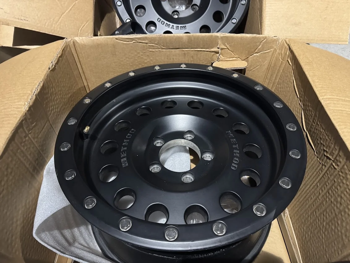 Jeep Gladiator Method Racing Wheels. 17"x 8.5" MR307 0mm offset Offset 4.75" Backspace Black $650 IMG_9110