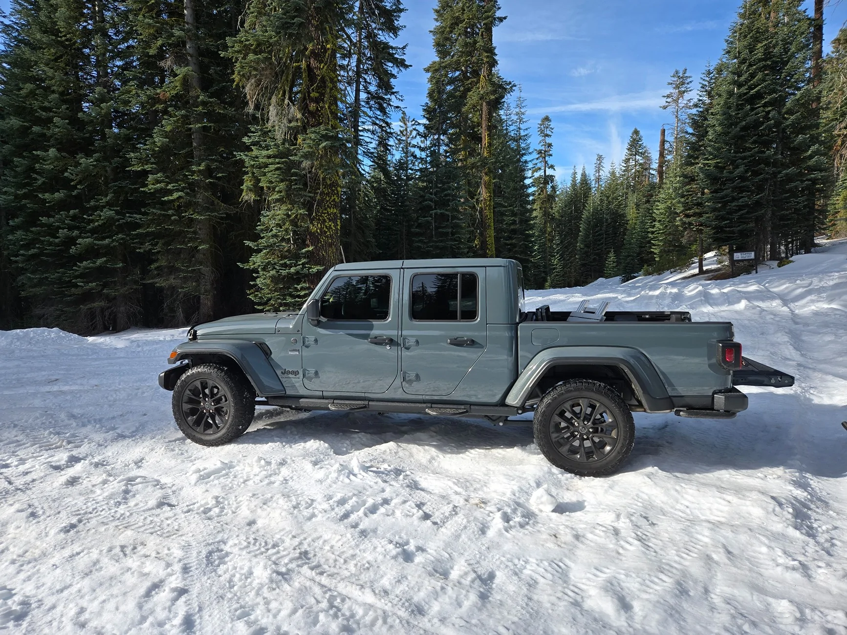 Jeep Gladiator LED lighting 20260120_094829