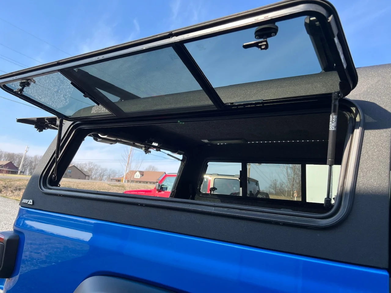 Jeep Gladiator ARE CX Evolve Truck Cap for JT, with roof rack IMG_2846