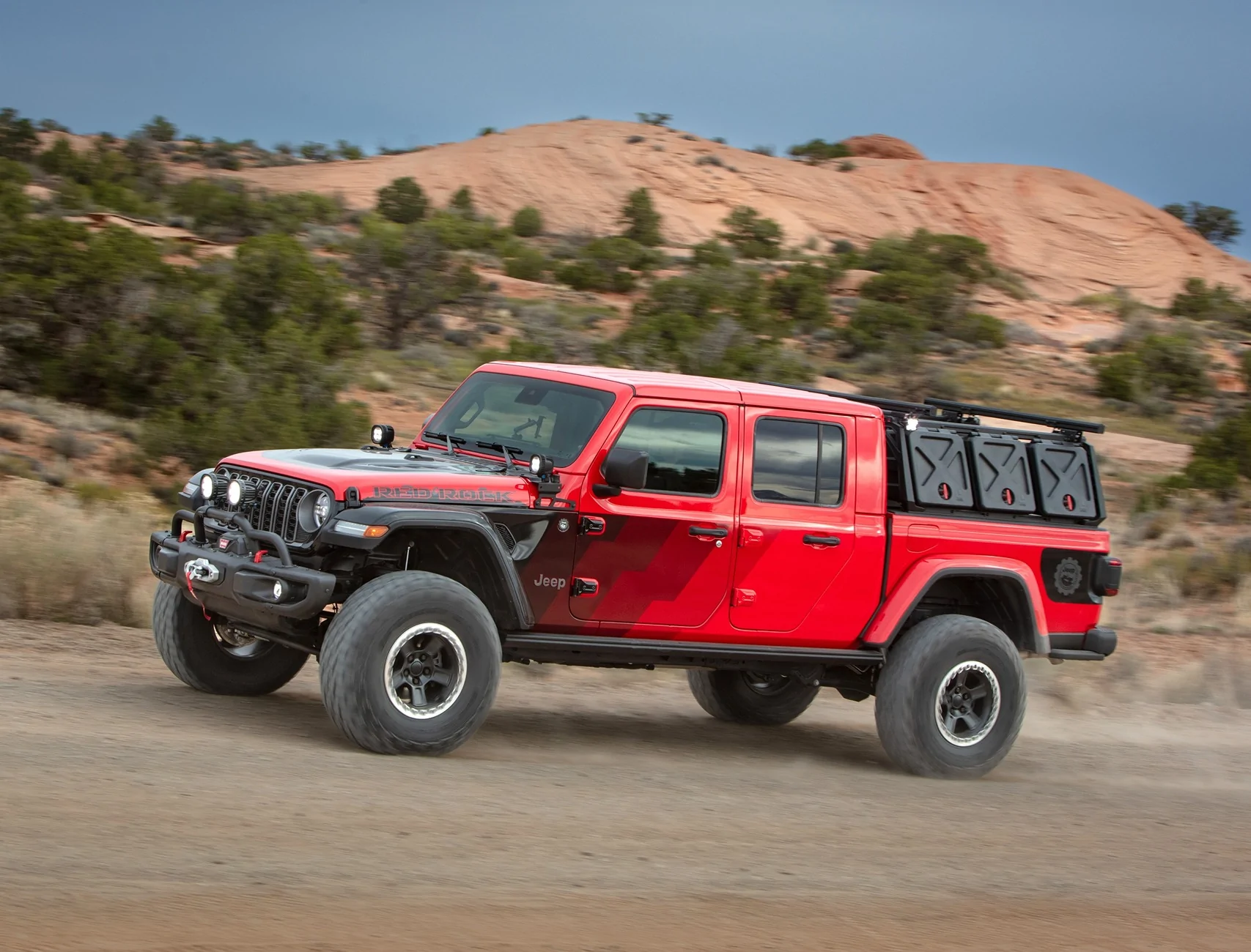 Jeep Gladiator Jeep Gladiator Red Rock Officially Revealed, Upfitted by Jeep Performance Parts CN026_004JP