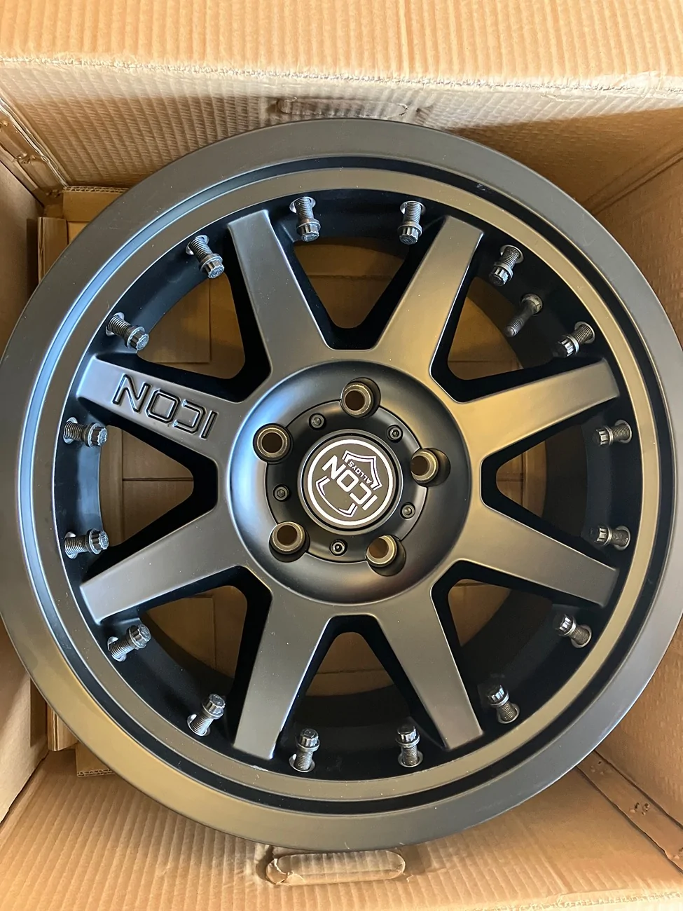 Jeep Gladiator ICON Rebound Pro 17x8.5 - $1000 (Five New in Box) IMG_0726
