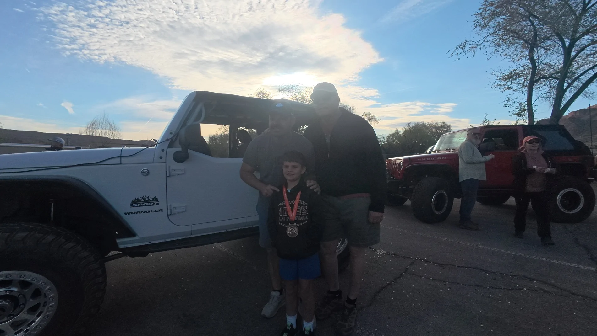 Jeep Gladiator 2026 Easter Jeep Safari X Wolfbox! Did You Take Your Adventure? Visit our booth! (Photo-loaded) 20260401-101205