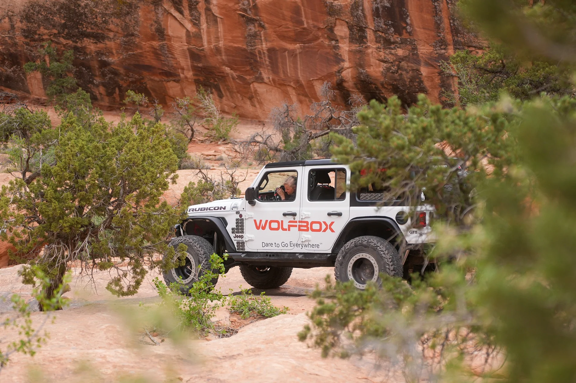 Jeep Gladiator 2026 Easter Jeep Safari X Wolfbox! Did You Take Your Adventure? Visit our booth! (Photo-loaded) 20260402-150319