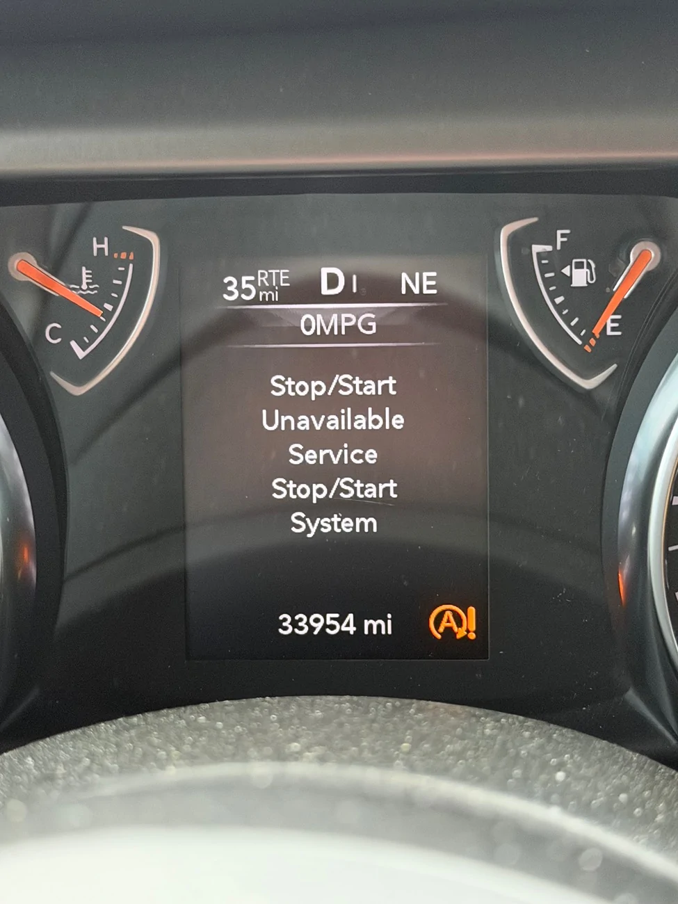 Jeep Gladiator Uconnect screen glitching out! IMG_5100