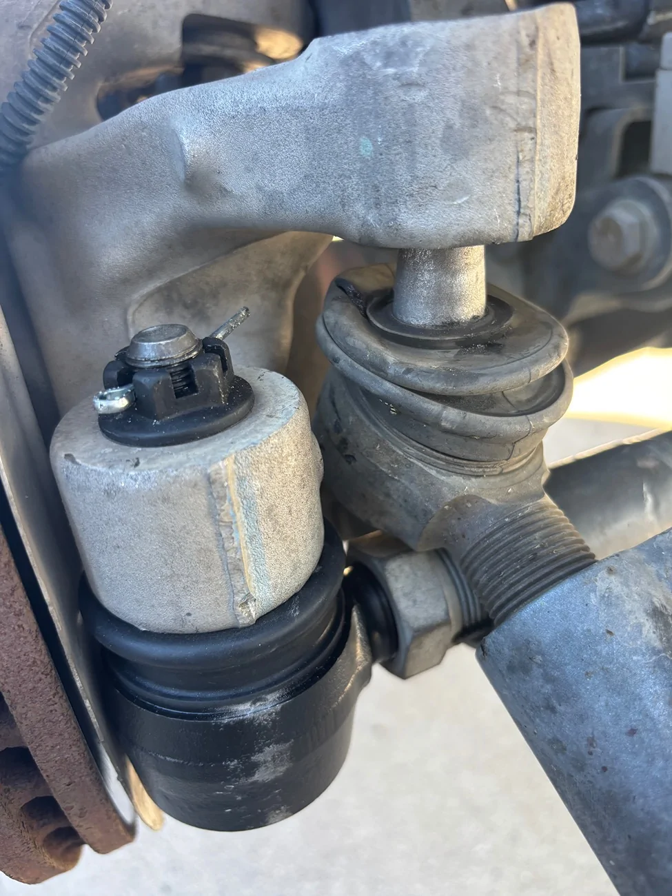 Jeep Gladiator Tie rod/drag link end Replacement: Lessons Learned IMG_2073