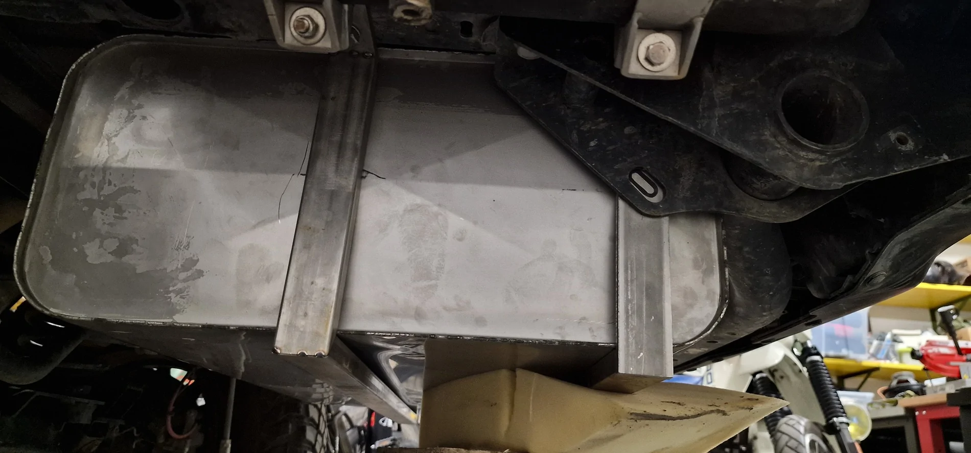 Jeep Gladiator Aux tank under the bed - help to connection 1034