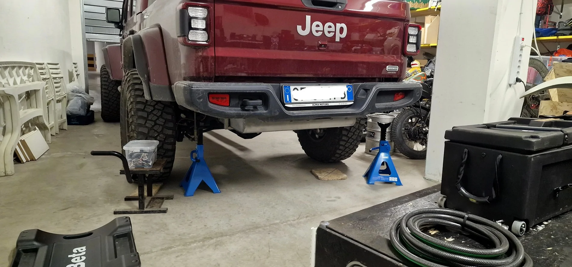 Jeep Gladiator Aux tank under the bed - help to connection 17332