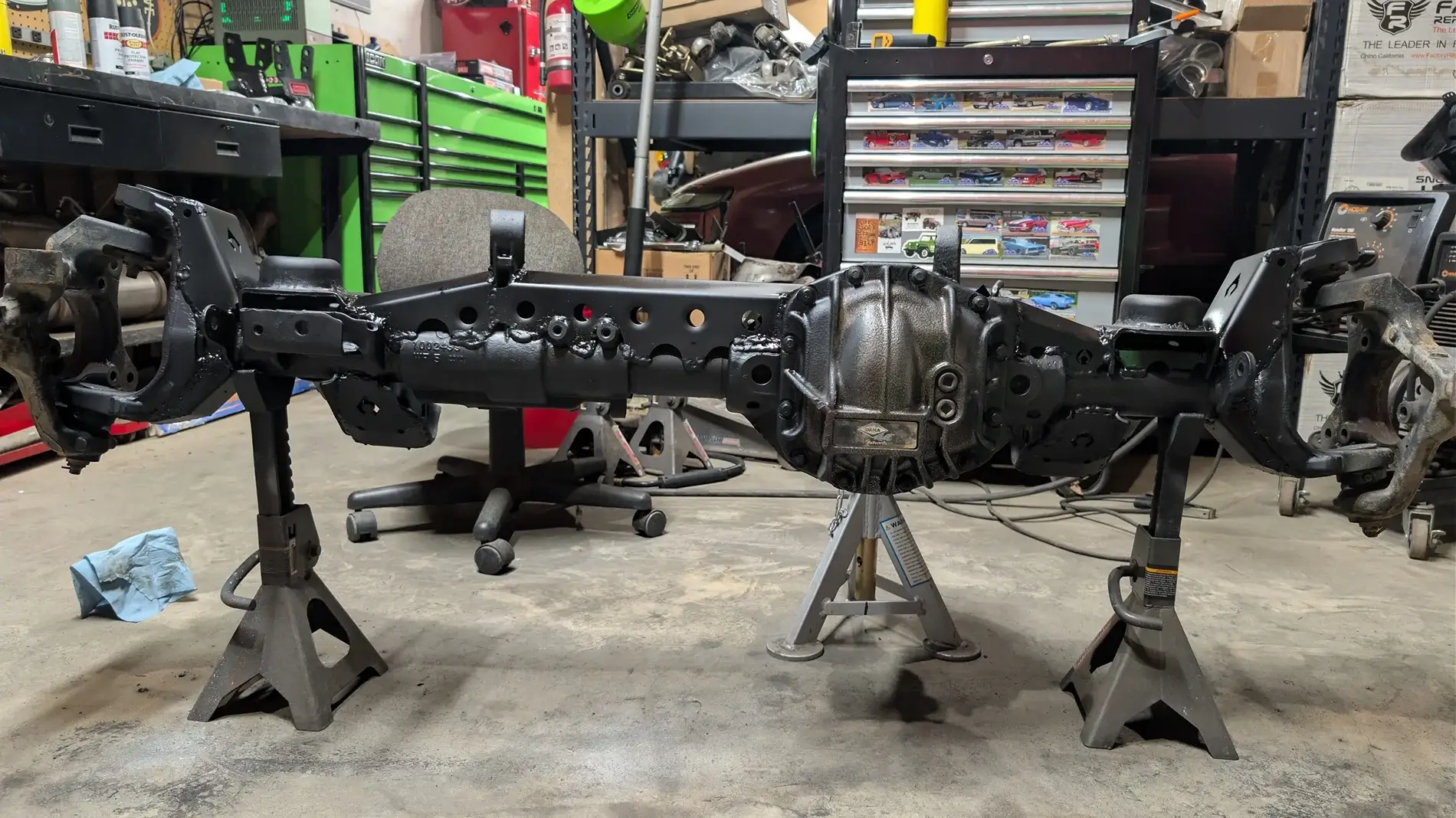 Jeep Gladiator Who'd gone to 40's and has Trussed etc their axles? 461977-2fa67e157a12046160d73b1a87bb8366_