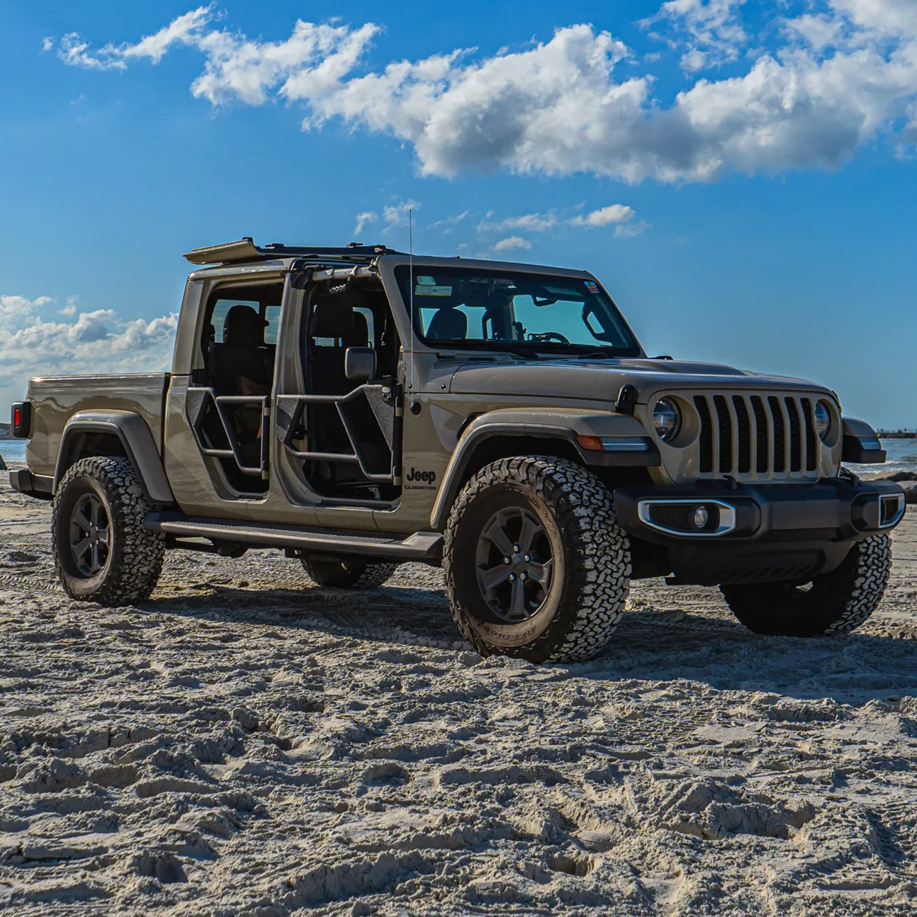 Jeep Gladiator EZ4X4 FlipTop for Jeep Gladiator now available Fliptop-SubImg-10