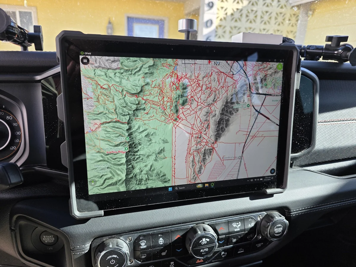 Jeep Gladiator JeePS - Offline Trail Carputer 75
