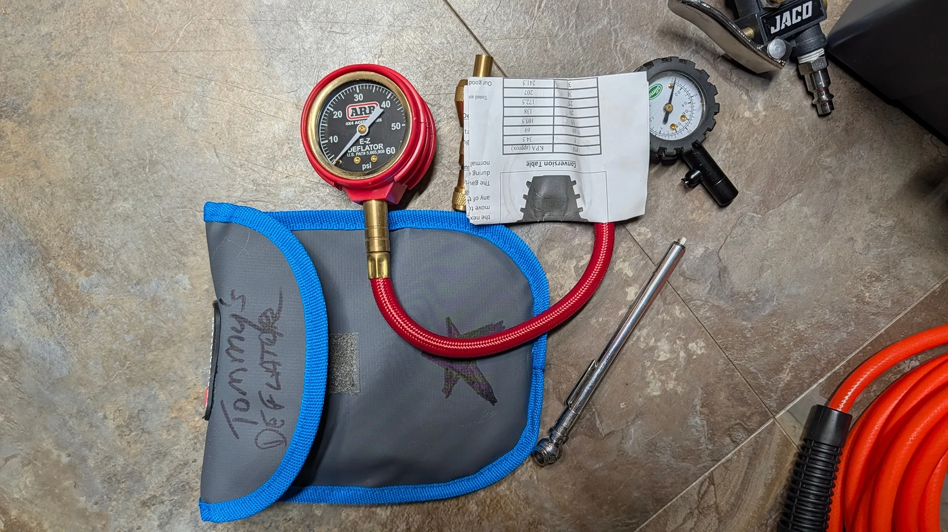 Jeep Gladiator ARB HIGH OUTPUT PORTABLE COMPRESSOR  CĶMP12- LIKE NEW, BARELY USED. $300 OBO PXL_20260204_135704522