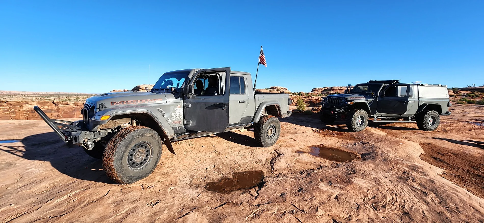 Jeep Gladiator Jeeps Parking Next To Jeeps 20260402_082815