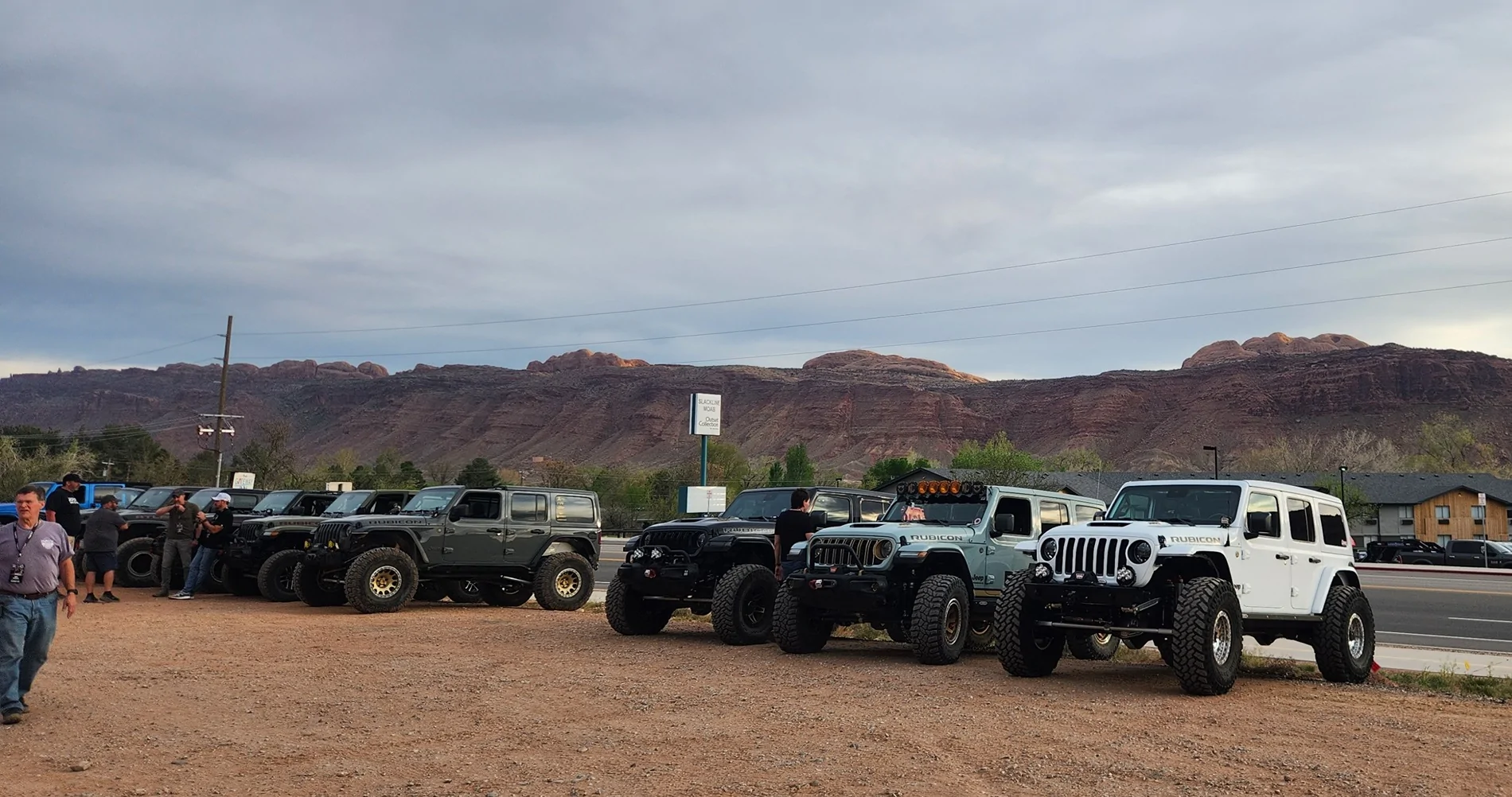Jeep Gladiator 60th Easter Jeep Safari Night Run 20260330_185233