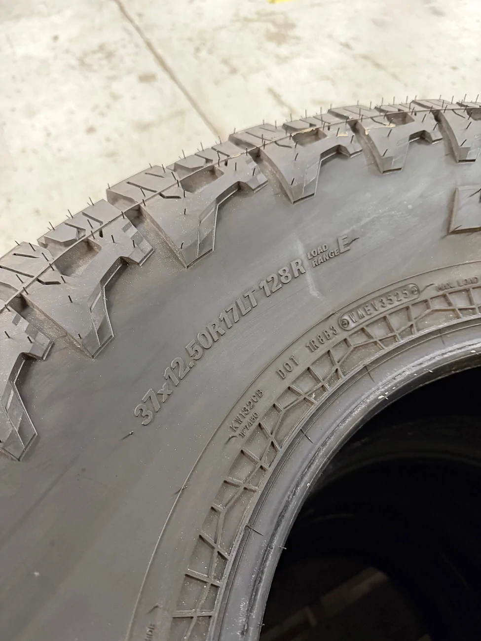 Jeep Gladiator [Brand New] 37" x 12.5" Falken Wildpeak A/T4W Tires IMG_1100