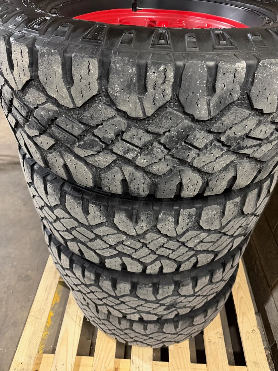 Jeep Gladiator 20" Rims with 35" Goodyear Duratrac Tires IMG_1103