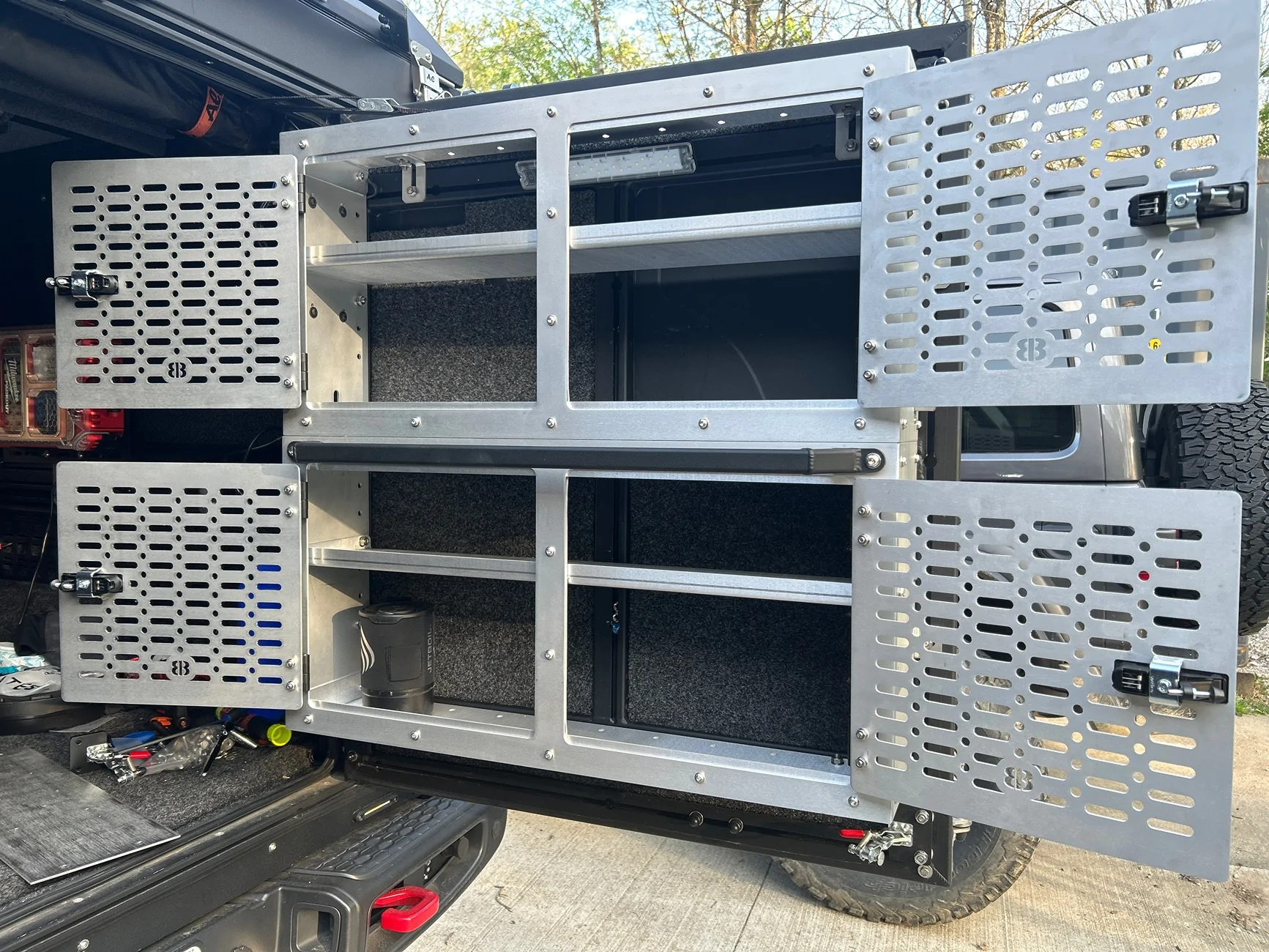 Jeep Gladiator Alu-Cab Canopy Camper Roll Call IMG_2660