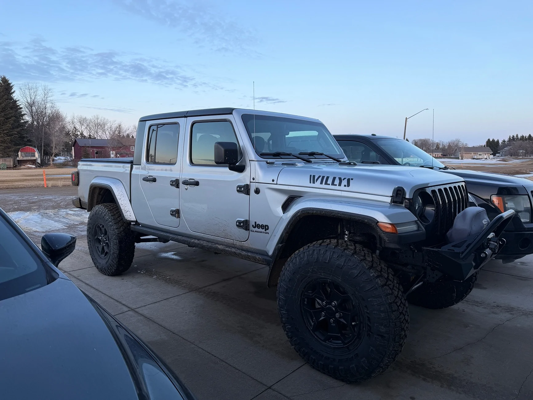 Jeep Gladiator 38” Spare Tire does fit in stock underbody location (how-to with photos)! IMG_2121