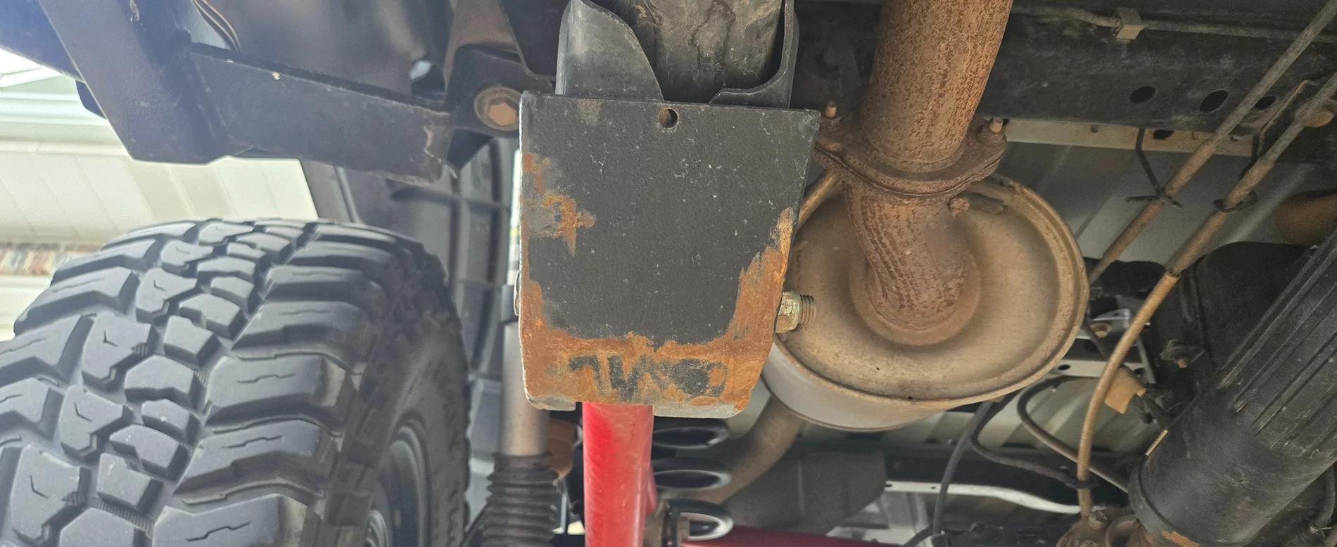 Jeep Gladiator Does a Lift change LCA/Shock Skid priority? 20260419_181748