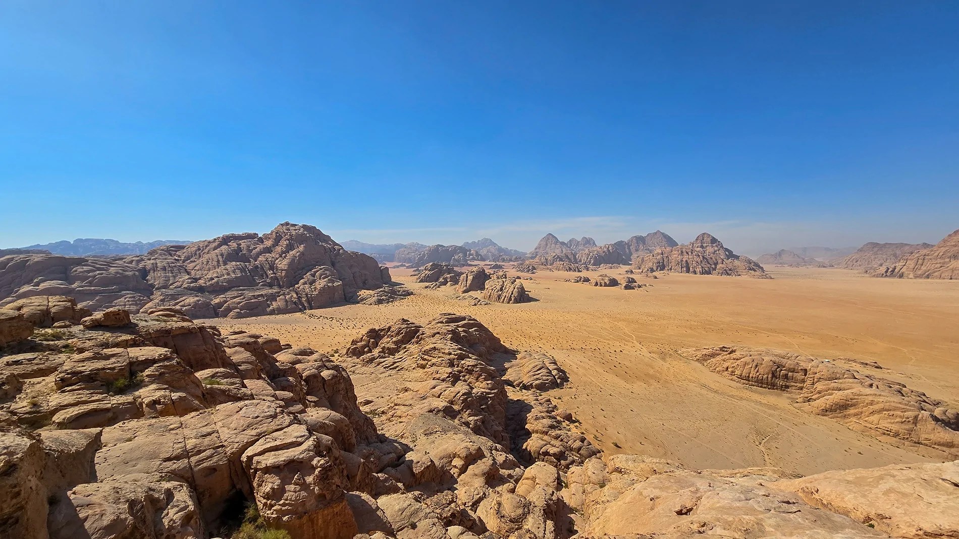 Jeep Gladiator 6132 miles, 16 countries, Qatar to the UK 20240502_160033