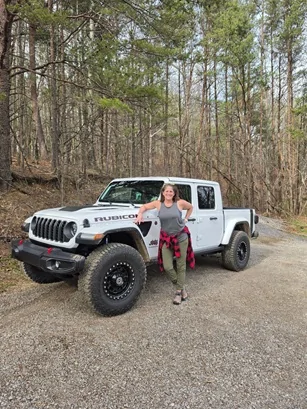 Jeep Gladiator Our new Gladiator Ruby 4672.jpg