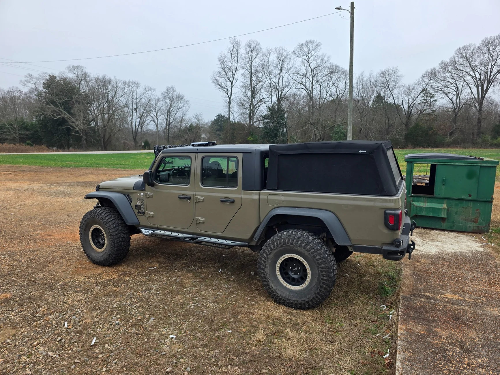 Jeep Gladiator Bestop Supertop bed topper 8867