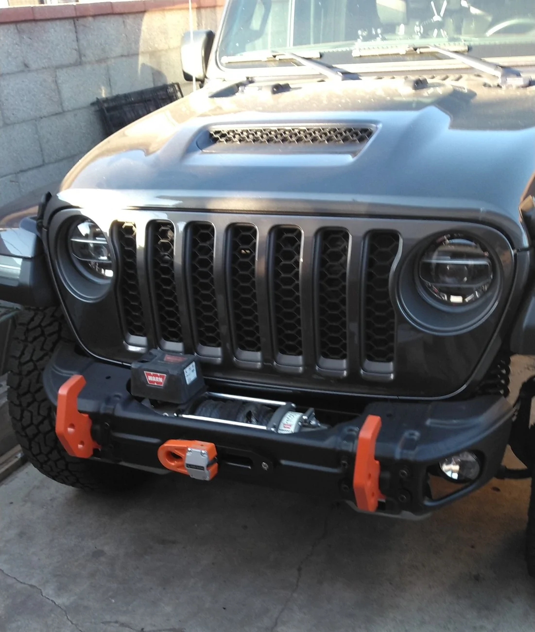 Jeep Gladiator Does a winch/bumper affect a Mojave JTBumper