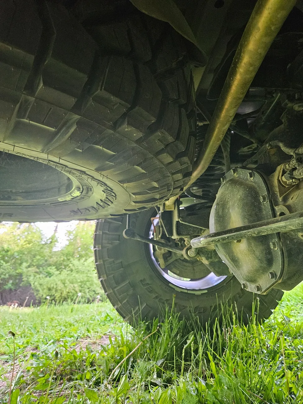 Jeep Gladiator 38” Spare Tire does fit in stock underbody location (how-to with photos)! 1000004711
