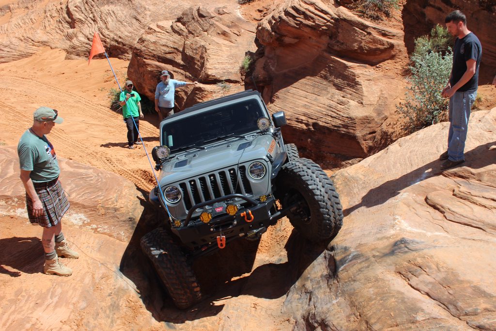 Jeep Gladiator Sand Hollow   The Fallen kPMF1ieh