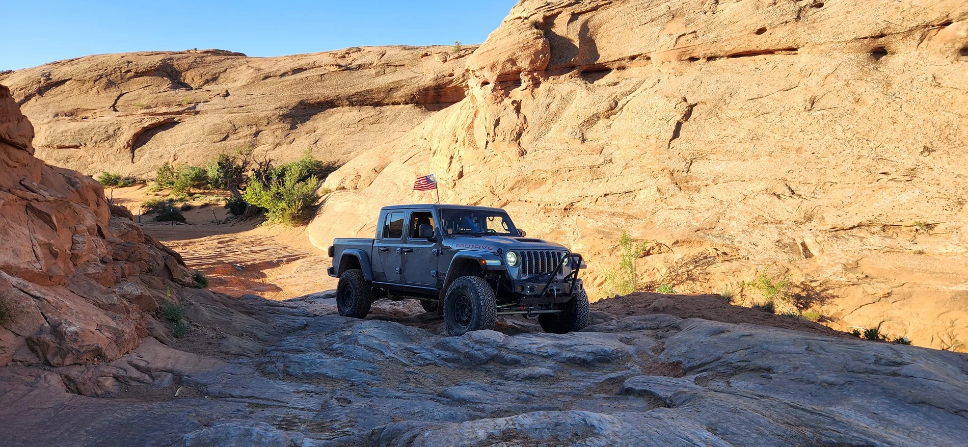 Jeep Gladiator 60th Easter Jeep Safari (Final) Day 5 - Moab Trifecta: Poison Spider Mesa, Golden Spike, Gold Bar Rim 20260403_081840