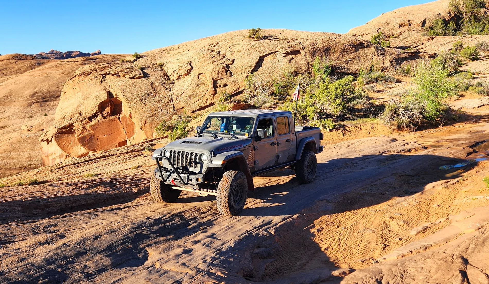 Jeep Gladiator 60th Easter Jeep Safari (Final) Day 5 - Moab Trifecta: Poison Spider Mesa, Golden Spike, Gold Bar Rim 20260403_082812
