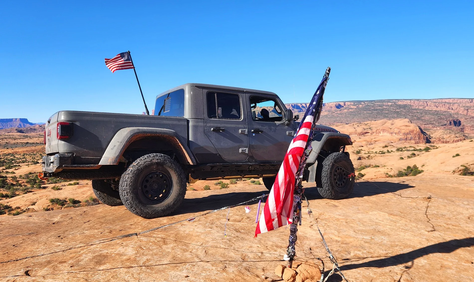 Jeep Gladiator 60th Easter Jeep Safari (Final) Day 5 - Moab Trifecta: Poison Spider Mesa, Golden Spike, Gold Bar Rim 20260403_094108