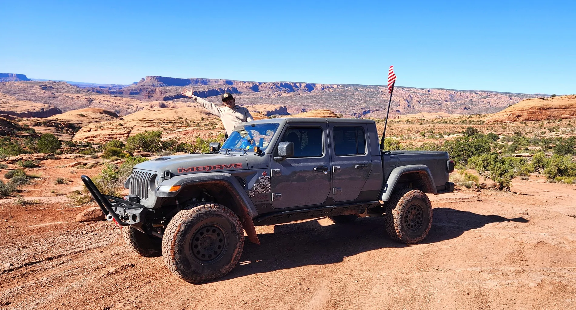 Jeep Gladiator 60th Easter Jeep Safari (Final) Day 5 - Moab Trifecta: Poison Spider Mesa, Golden Spike, Gold Bar Rim 20260403_102345