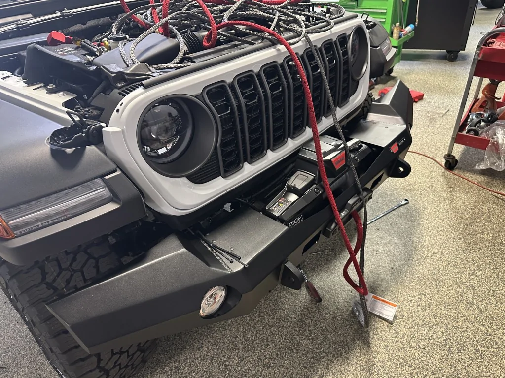 Jeep Gladiator Warn Gladiator sighted IMG_1104 (Medium)