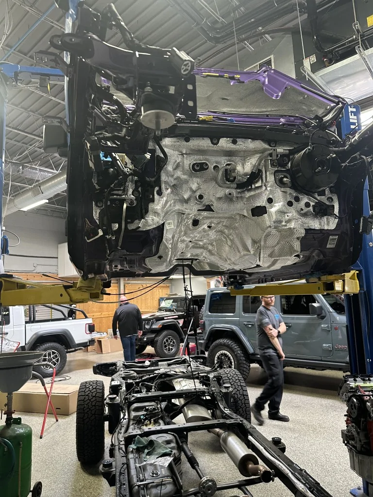 Jeep Gladiator 2022 AEV Gladiator Rubicon build IMG_1089 (Medium)