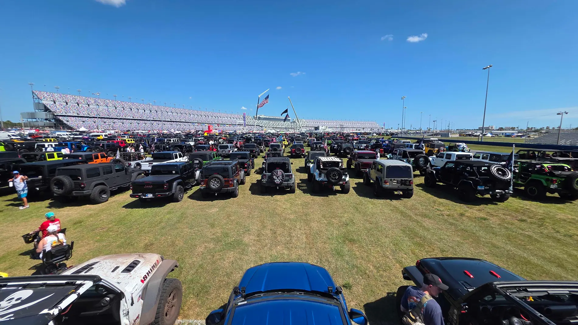 Jeep Gladiator Jeep Beach Anyone??? 1777044962404-f