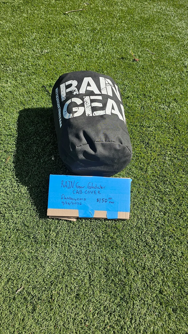 Jeep Gladiator RAIN GEAR CAB COVER $150 OBO 20260426_161259