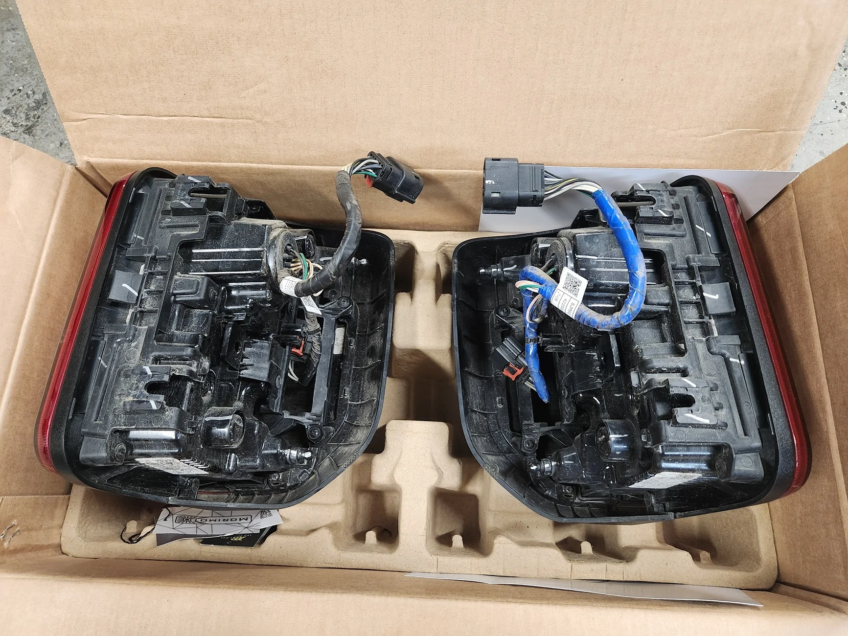 Jeep Gladiator Factory led tail lights 20260425_221955