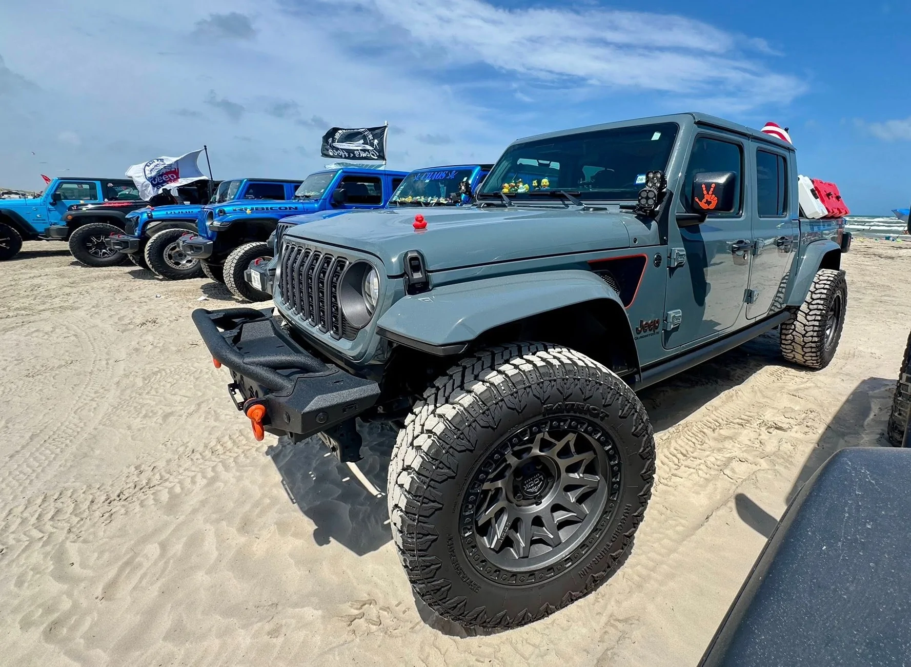 Jeep Gladiator Lets see those Gladiator Beach pics 506351146_10161776562141243_5264768907214444139_n