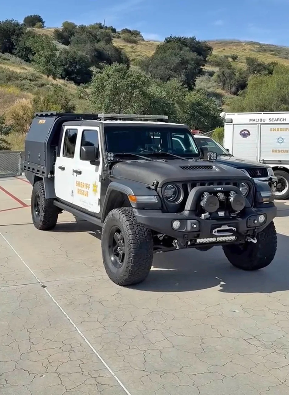 Jeep Gladiator Jeep Gladiator police truck Jeep Gladiator police truck 1