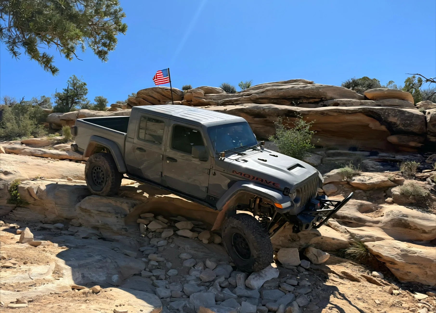 Jeep Gladiator Tire time…. Bring on the 37s Jeep_flex
