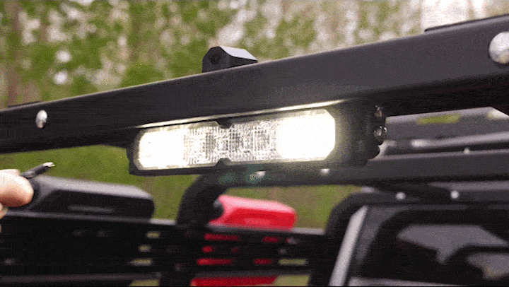 Jeep Gladiator NEW! Universal SS10 LED Chase Light | Diode Dynamics SS10 Chase Light Newsletter - Retail - 20 Strobing Patterns GIF
