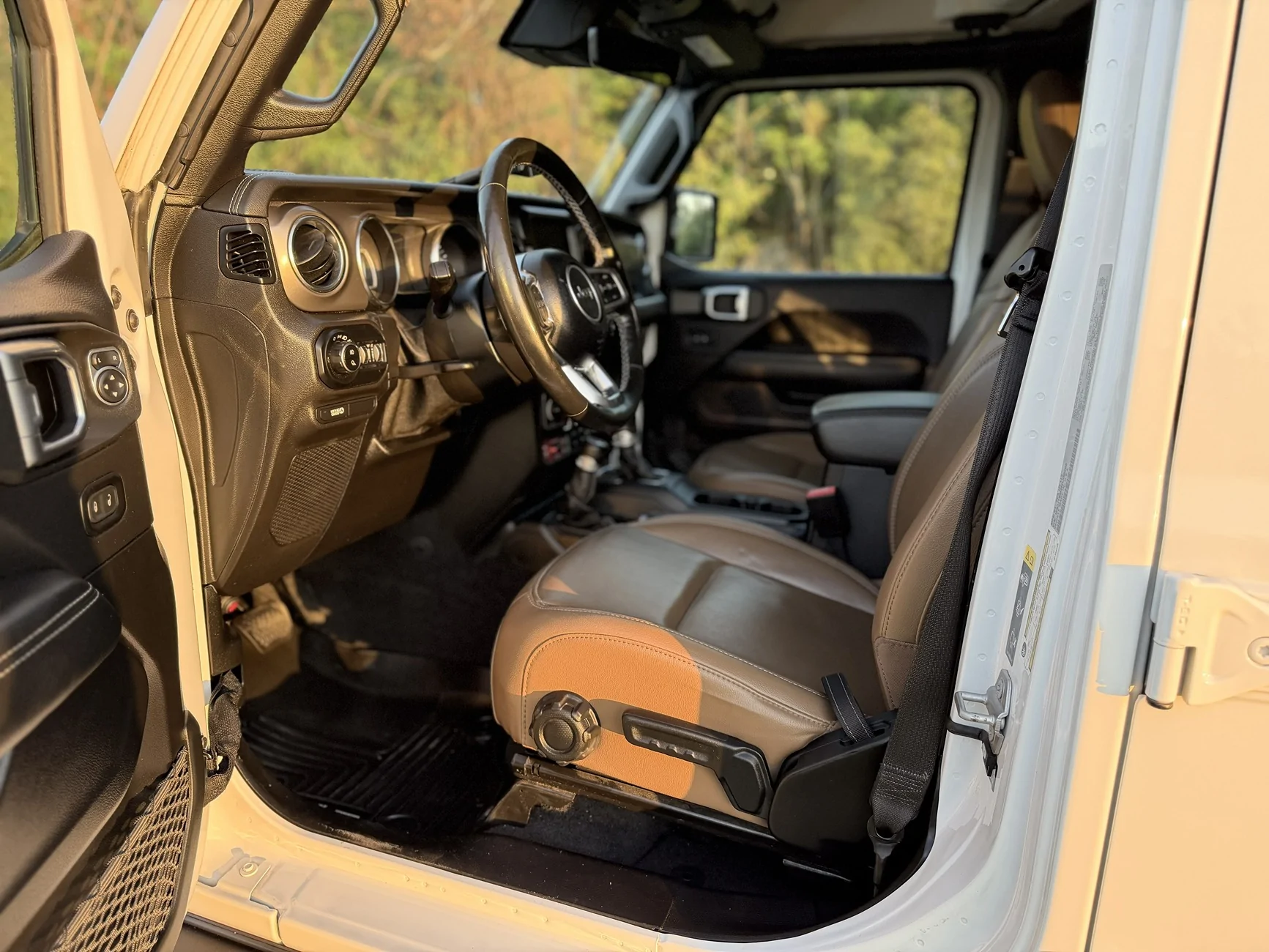 Jeep Gladiator FOR SALE: 2021 Jeep Gladiator Rubicon Diesel built by Rebel Offroad 52.9k OBO IMG_E4175