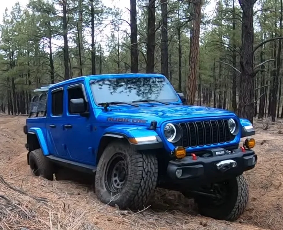 Jeep Gladiator MetalCloak 2.5" GC lift and wheel backspacing issue - any wisdom on this? IMG_3398