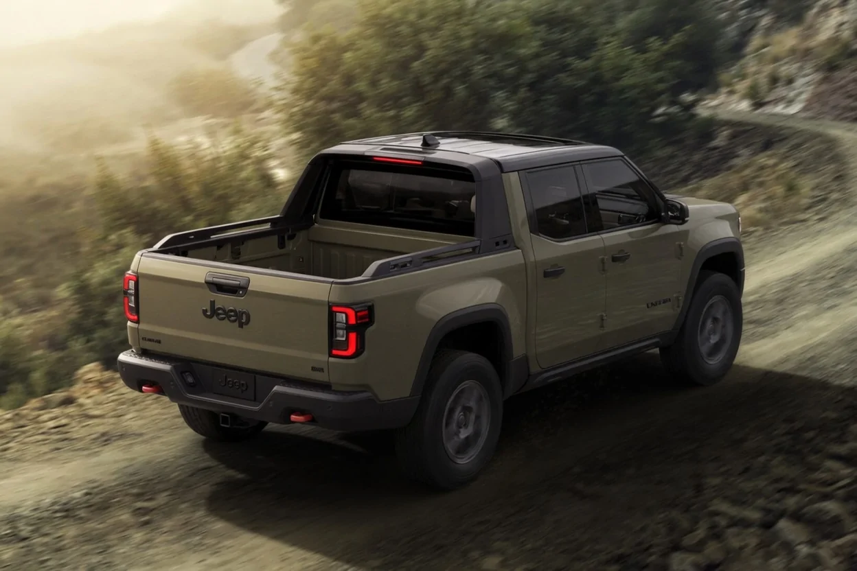 Jeep Gladiator What if Jeep switched from Wrangler based to Recon? gmrUA