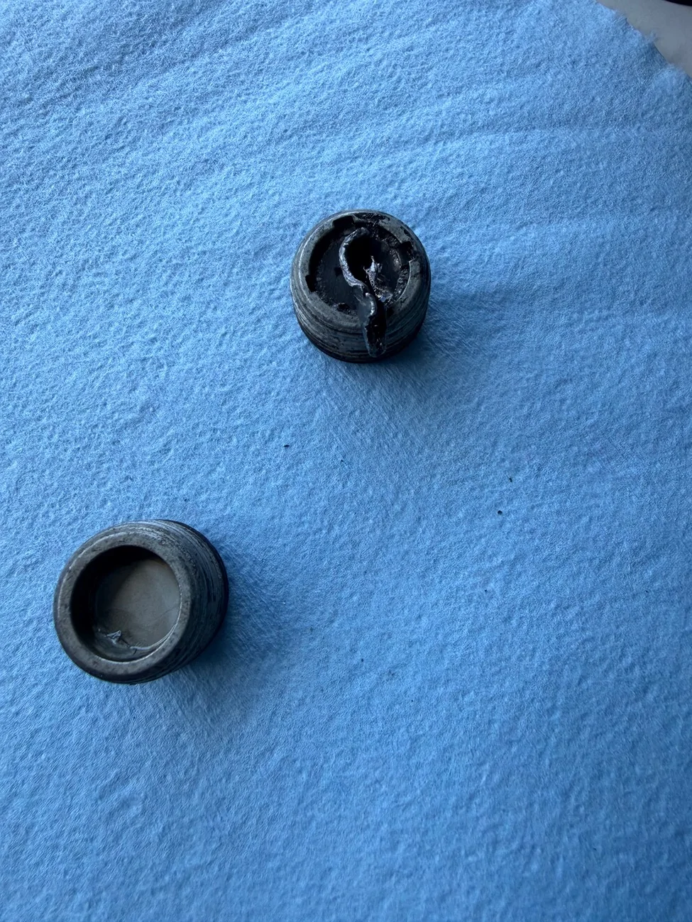 Jeep Gladiator Metal shaving in rear transfer case @ 86K mile fluid change IMG_8675