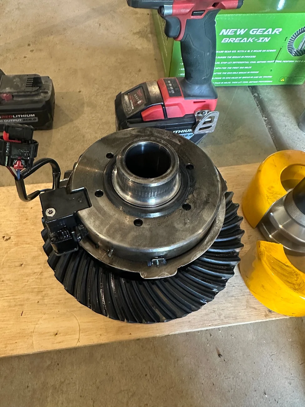 Jeep Gladiator Metal shaving in rear transfer case @ 86K mile fluid change IMG_2853