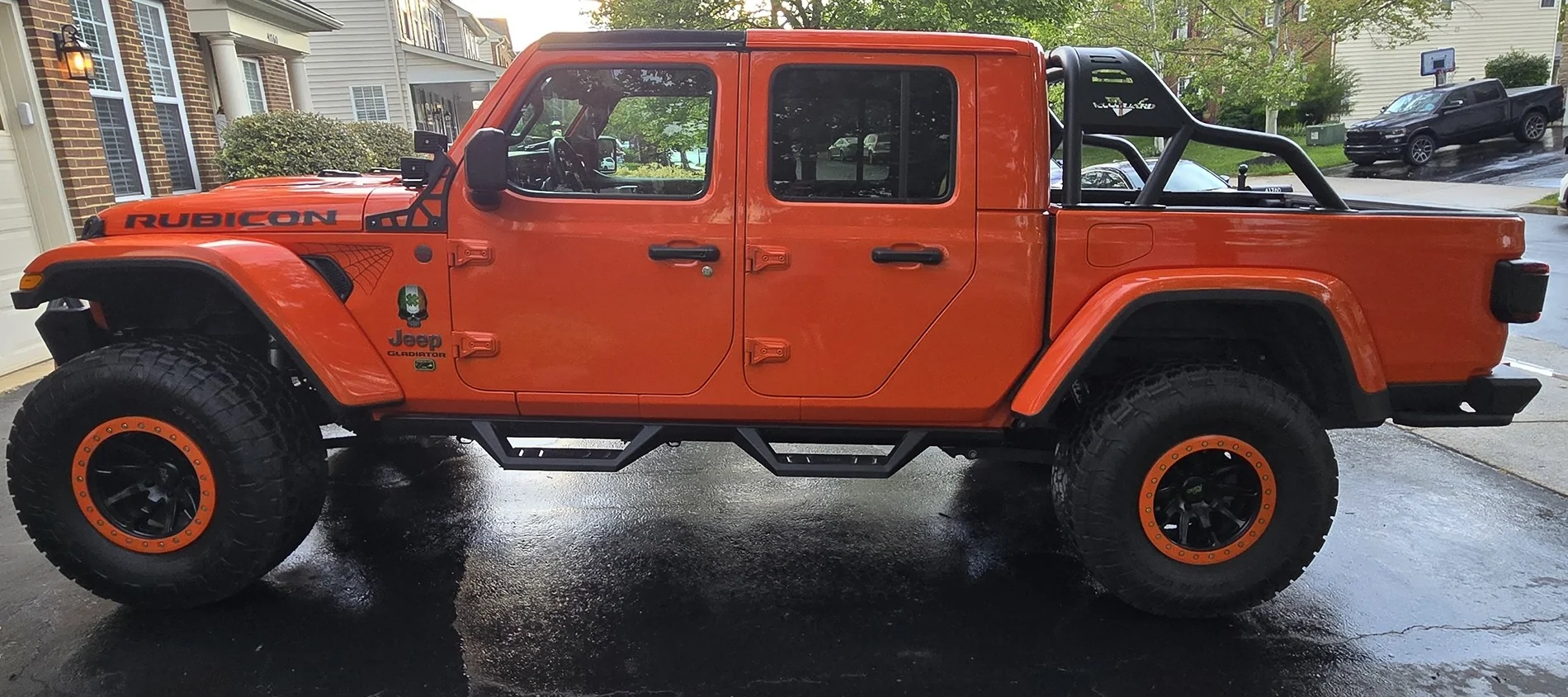 Jeep Gladiator 2020 Jeep Gladiator Rubicon with 45k miles - $39k 3