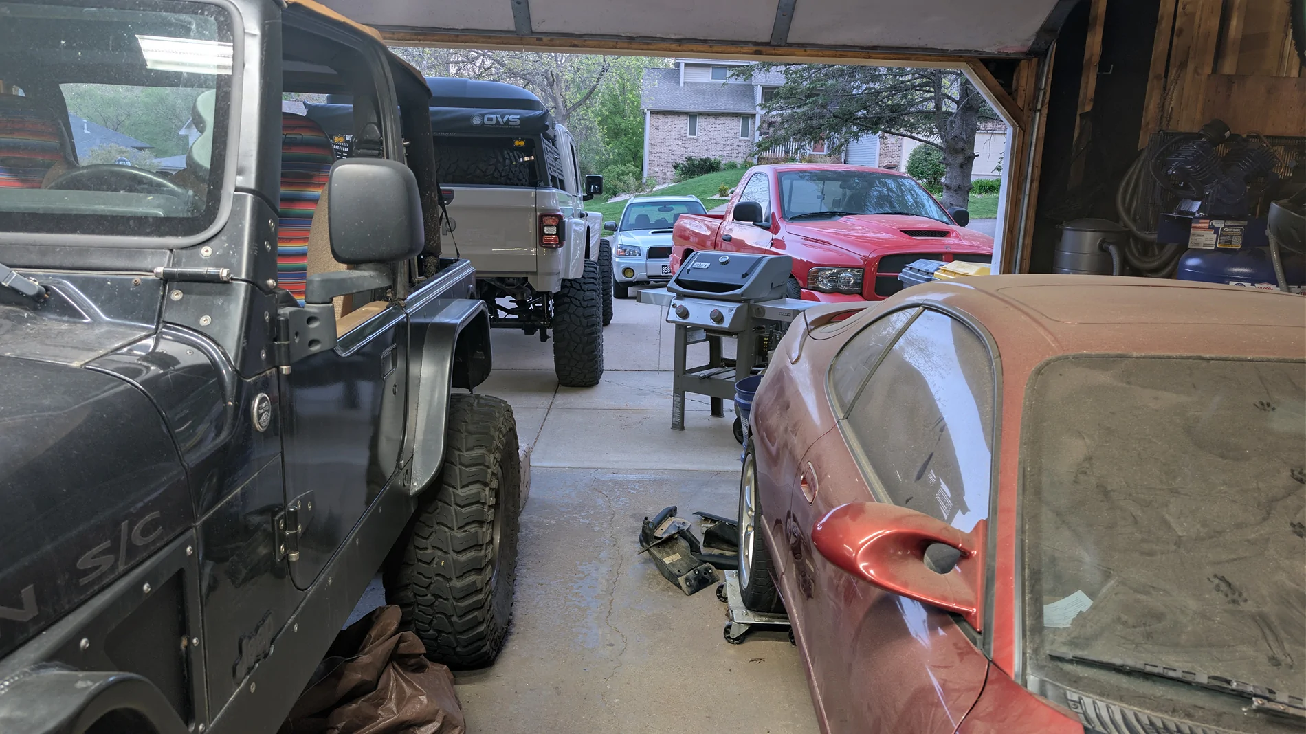 Jeep Gladiator Lets See Your Other Rides!! PXL_20260511_012658490