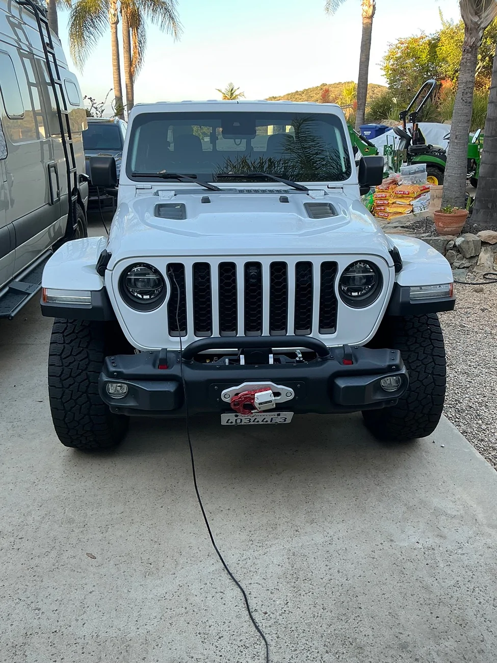 Jeep Gladiator 2021 Jeep Rubicon Diesel 14k miles lightly used IMG_1837