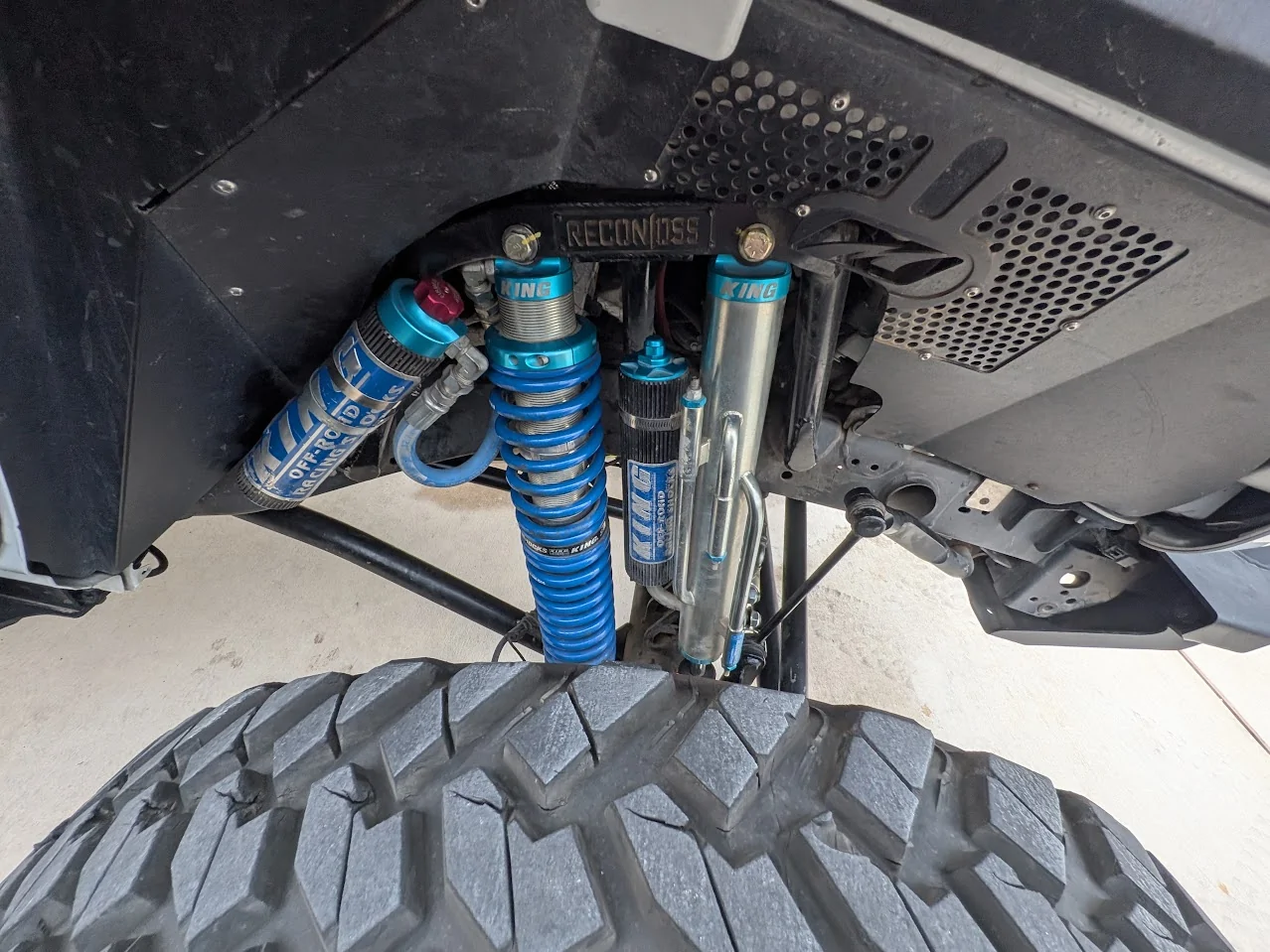 Jeep Gladiator Maximus Build shocks